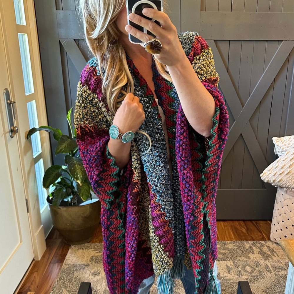 New Bohemian Loom Moroccan Knit Tasseled Handmade Poncho Cardigan Sweater - Picture 7 of 10